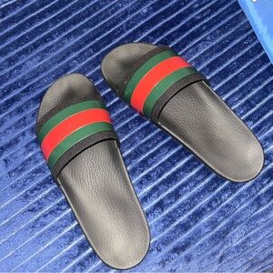 gucci slides